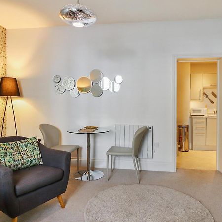 3, Gainsborough House Apartment เชลเทนแฮม ภายนอก รูปภาพ