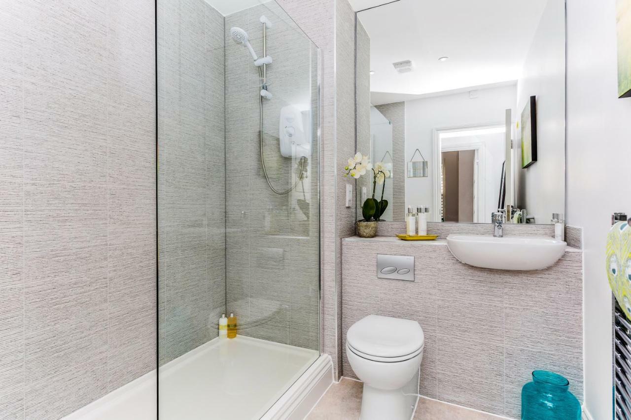 3, Gainsborough House Apartment เชลเทนแฮม ภายนอก รูปภาพ